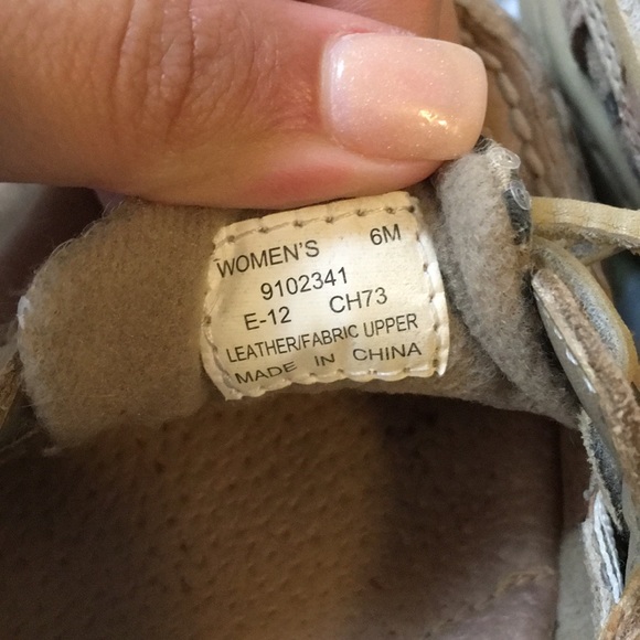 Leopard Sperry’s - Picture 4 of 4